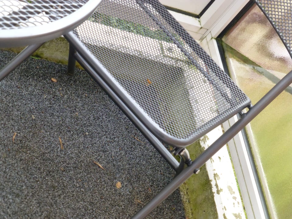 Balkon hätte mal wieder eine Renovierung nötig Strandhotel Seehof