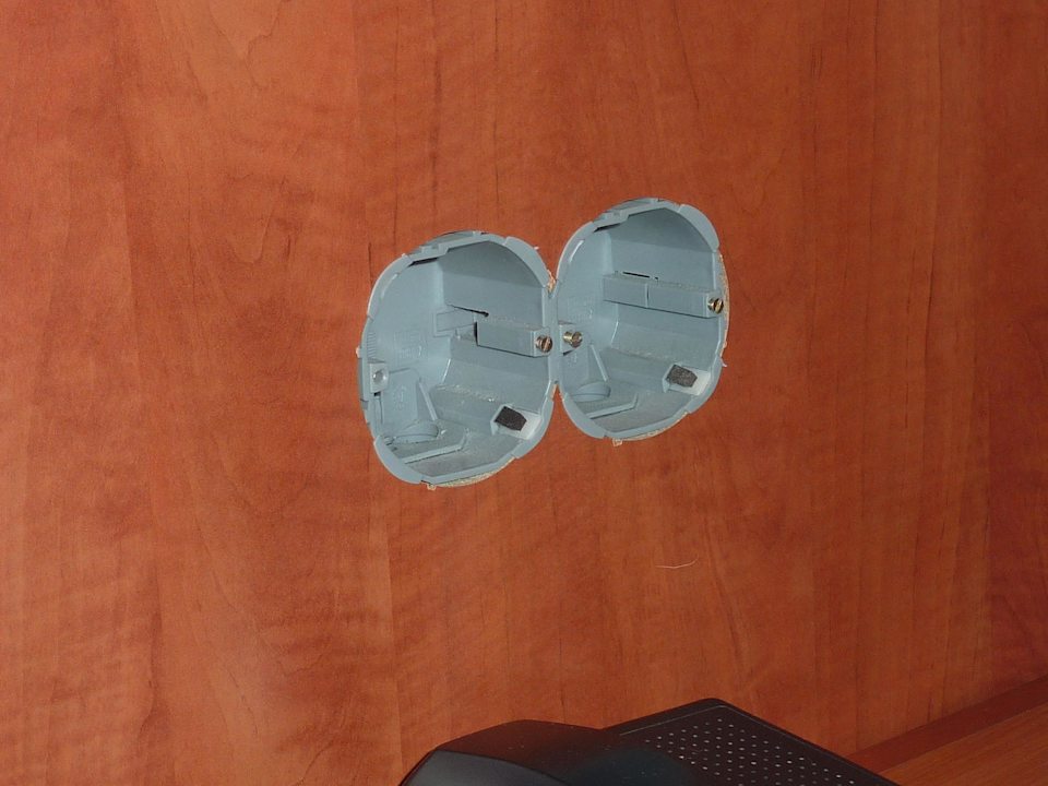 Hier könnte ihre Steckdose sein! Delta Hotel City Center