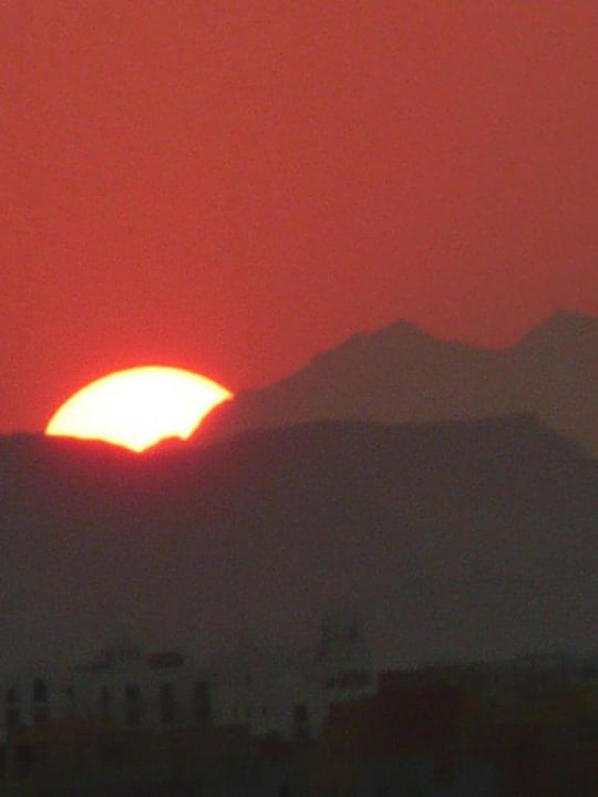 Sonnenuntergang in El Gouna Mövenpick Resort & Spa El Gouna