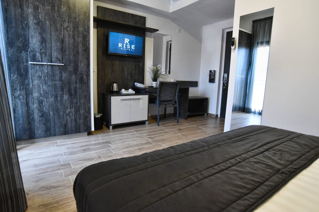 Standard double or twin room The Rise Hotel