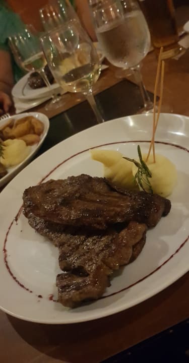 Gastro Hotel Grand Palladium Palace Resort, Spa & Casino