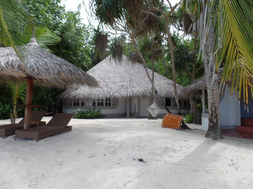 Direkt vom Wasser aufgenommen Nika Island Resort & Spa