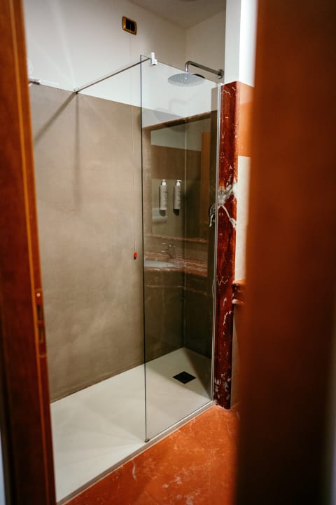 Zimmer Grand Hotel la Chiusa di Chietri