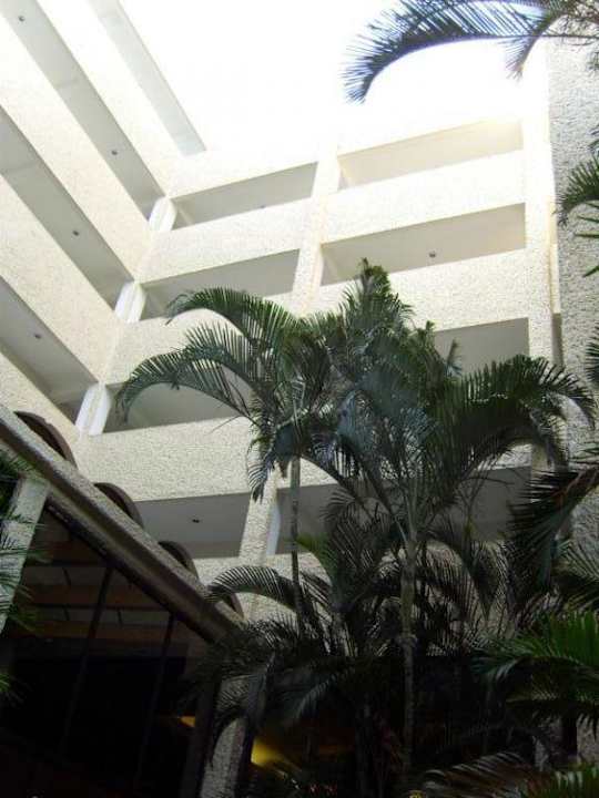 Hotelansicht vom Pool aus Hotel Los Aluxes