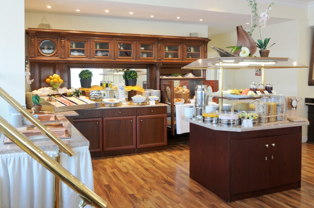 Frühstücksbuffet acom Hotel Berlin Kurfürstendamm