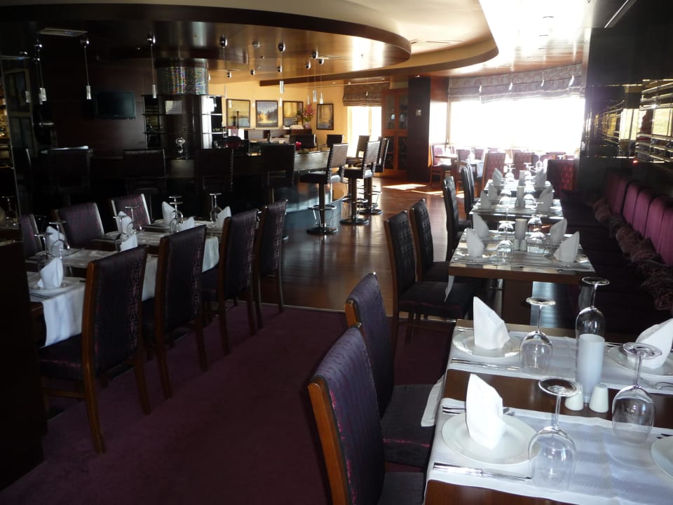 Uphill-Lounge Hotel Goldcity Tourism Complex