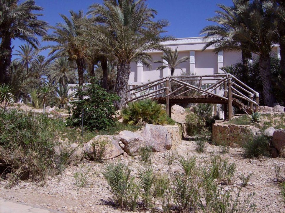 Vorplatz Hotel Zita Beach Resort