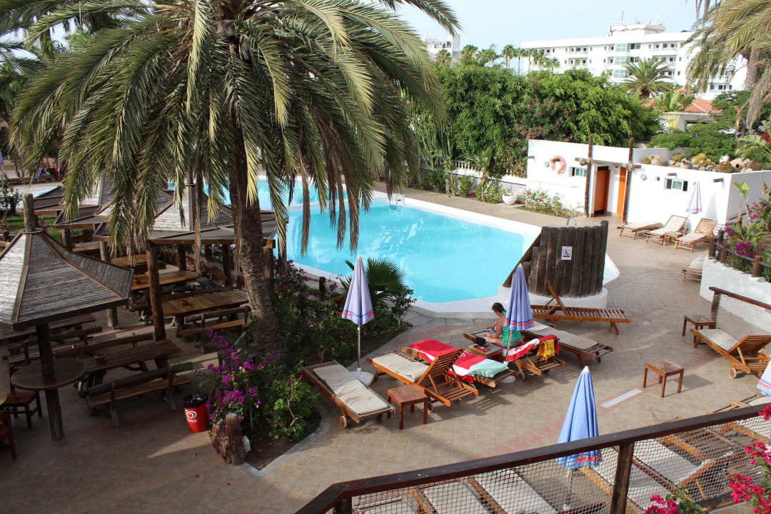 Gepflegter Pool  HL Miraflor Suites Hotel