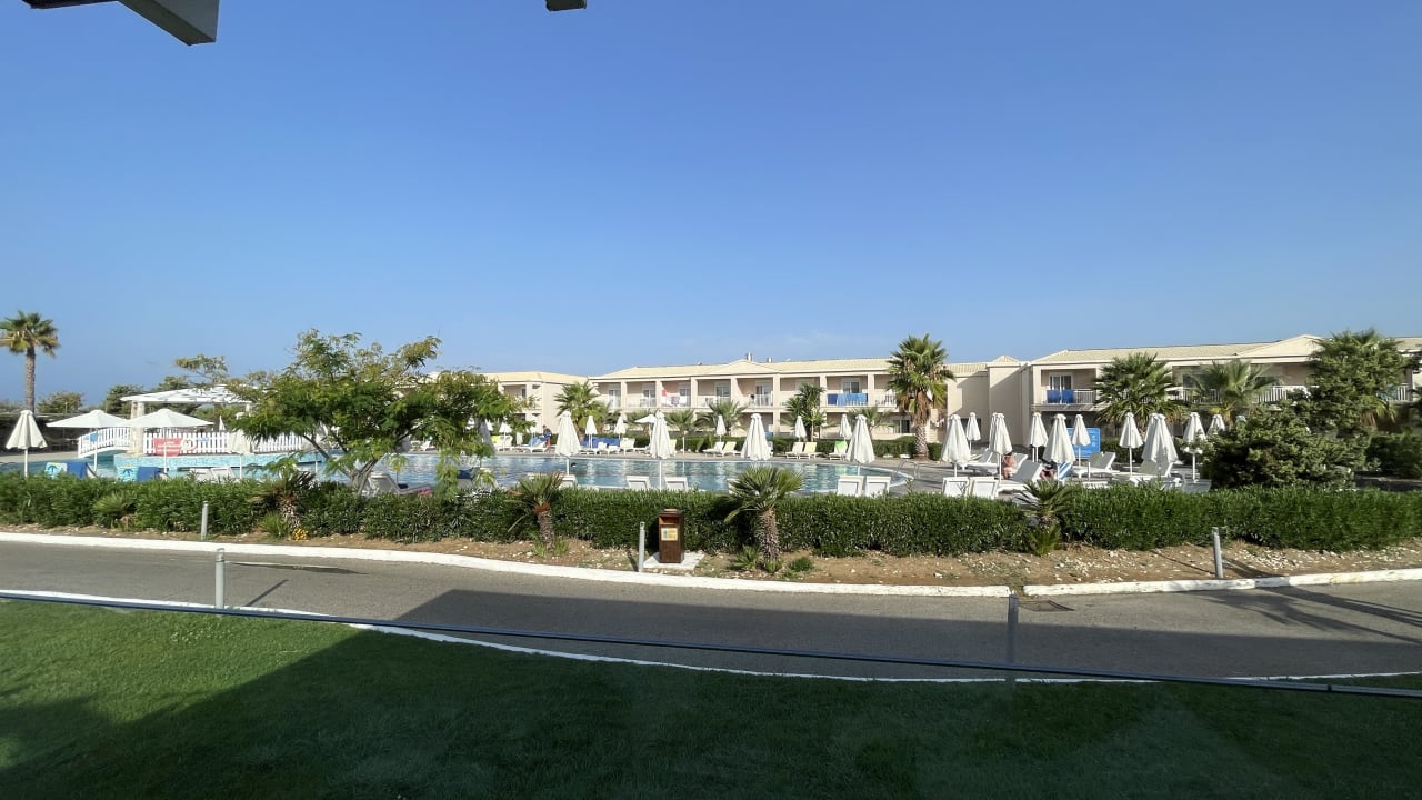 Außenansicht Sandy Beach Resort