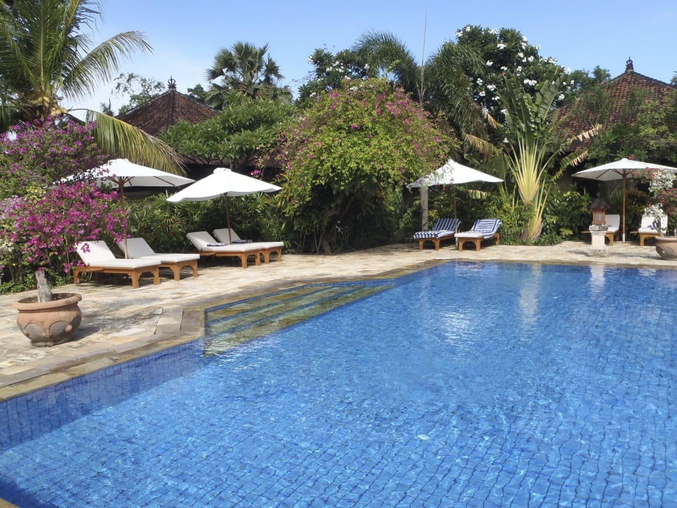 Sauberer, gepflegter Pool Hotel Matahari Beach Resort & Spa