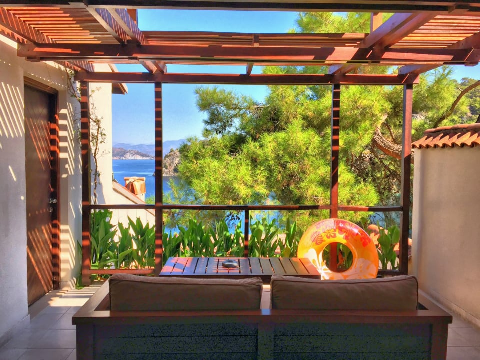 Zimmer Hillside Beach Club