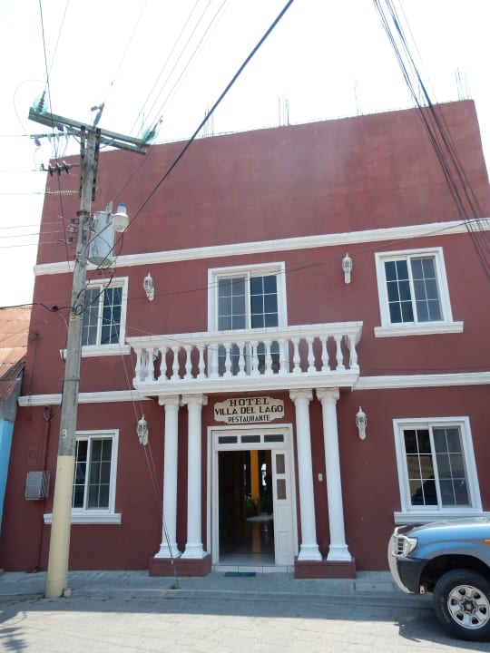 Außenansicht Hotel Villa del Lago