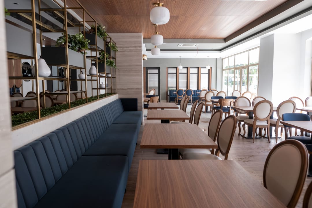 Gastro Side Village Hotel