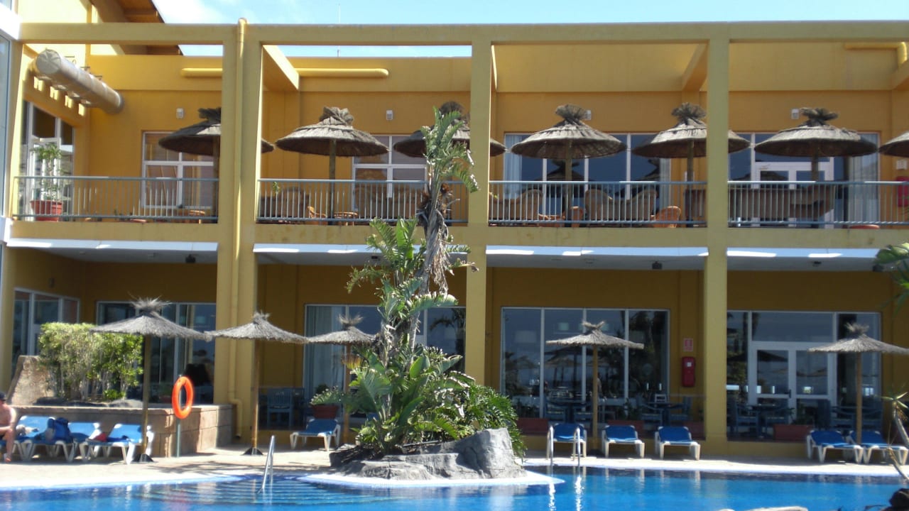Oben Bar unten Restaurant AluaVillage Fuerteventura