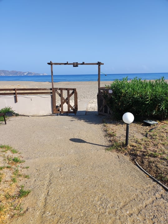 Strand Hotel Akti Corali