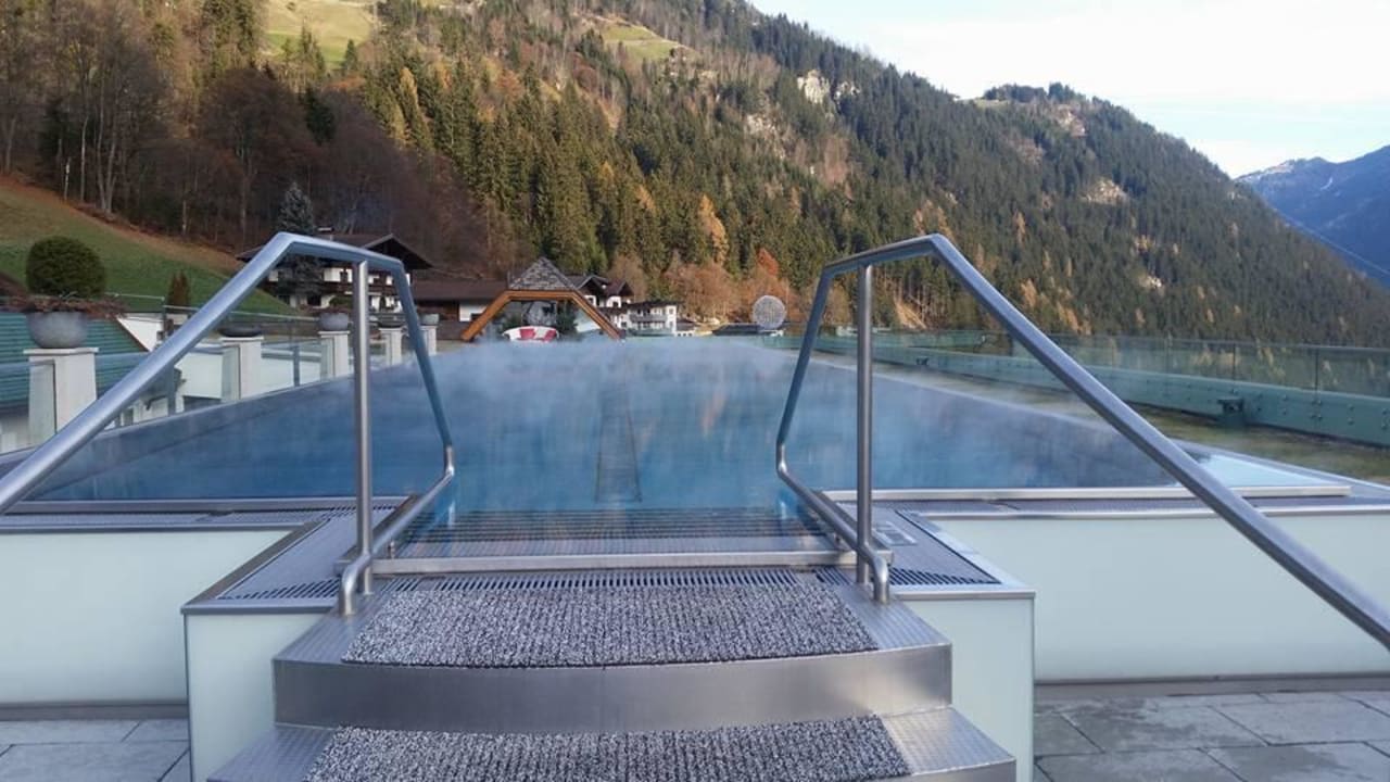 Außenpool Stock Resort