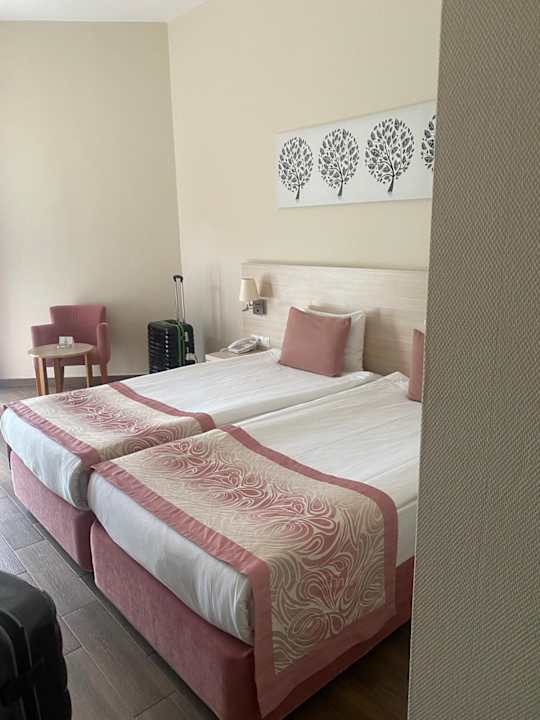 Zimmer Can Garden Resort