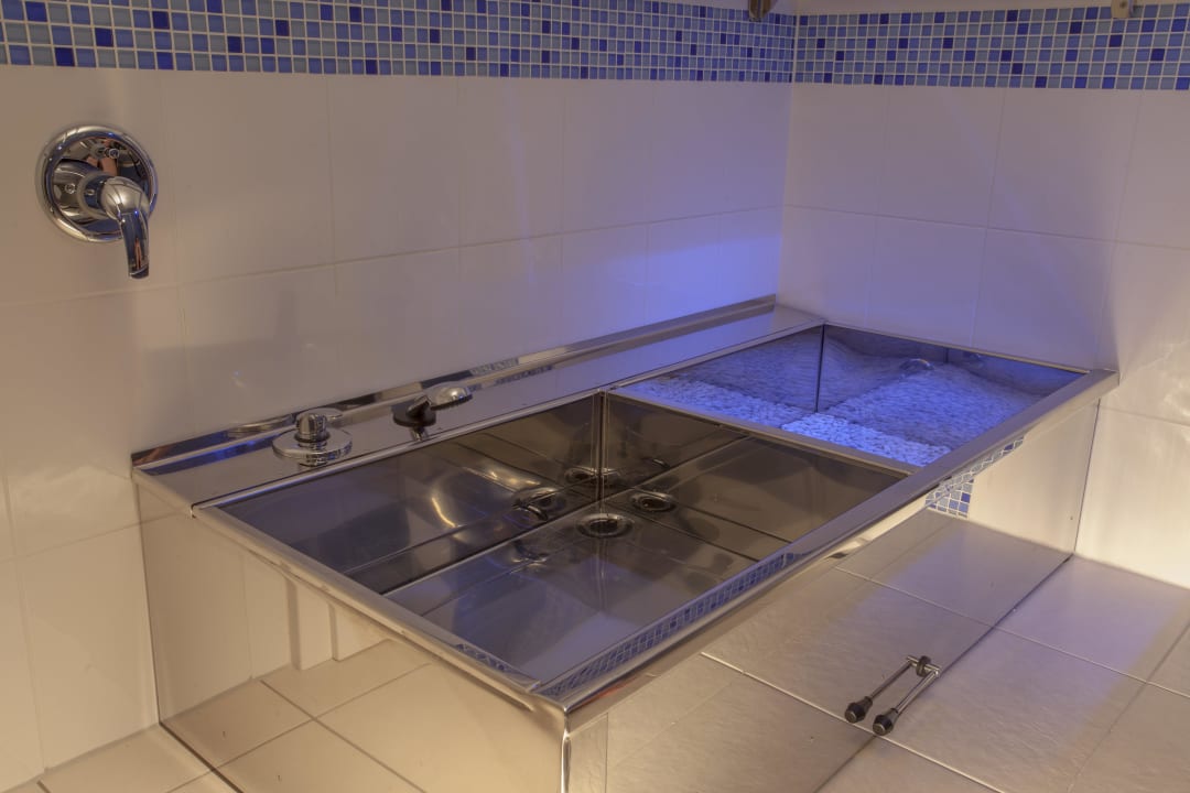 Kneippův chodník Hotel Reza