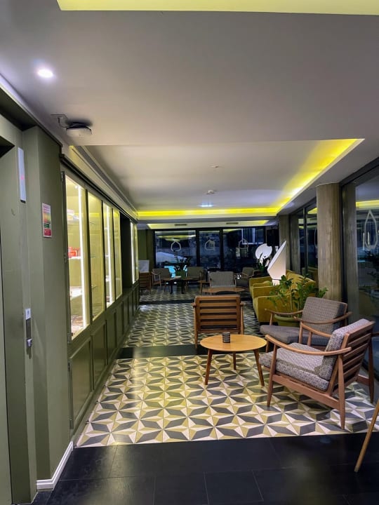 Lobby Castanheiro Boutique  Hotel