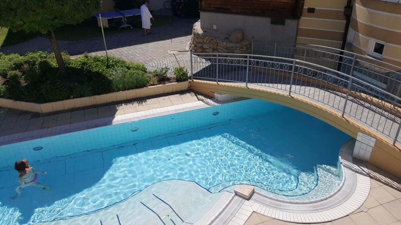 Pool Hotel Almesberger
