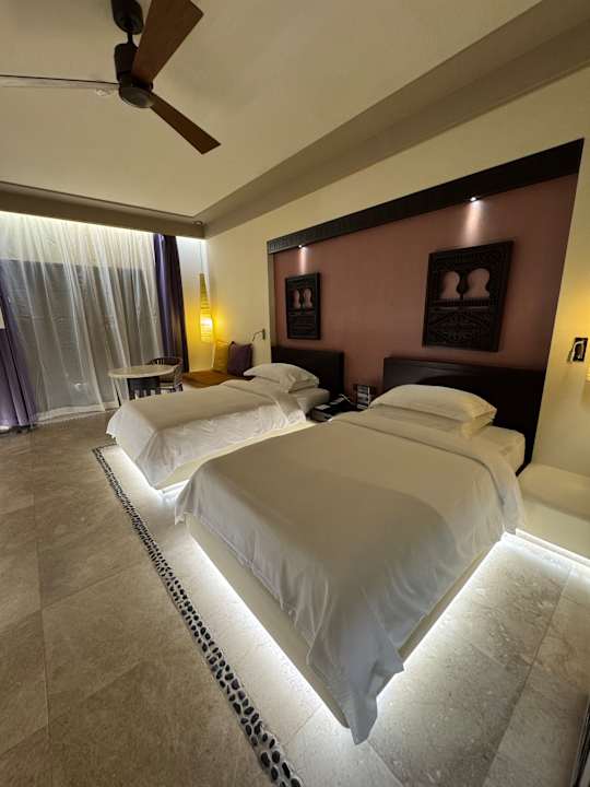 Zimmer Salalah Rotana Resort