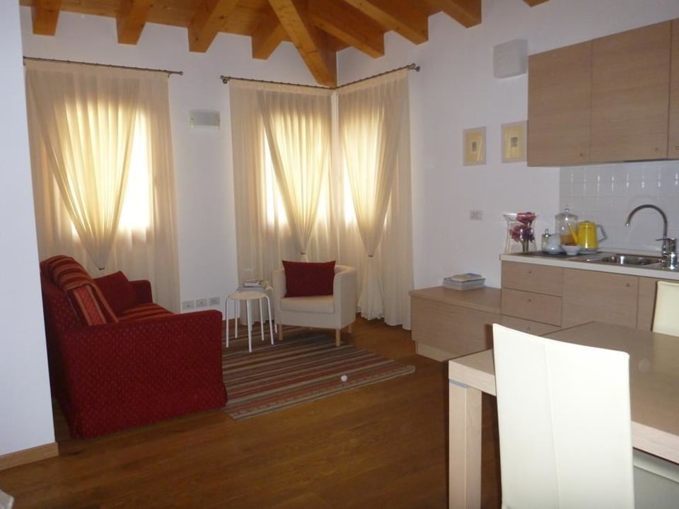 Gemeinschaftsraum mit Küche B&B Al Piccolo Clarin