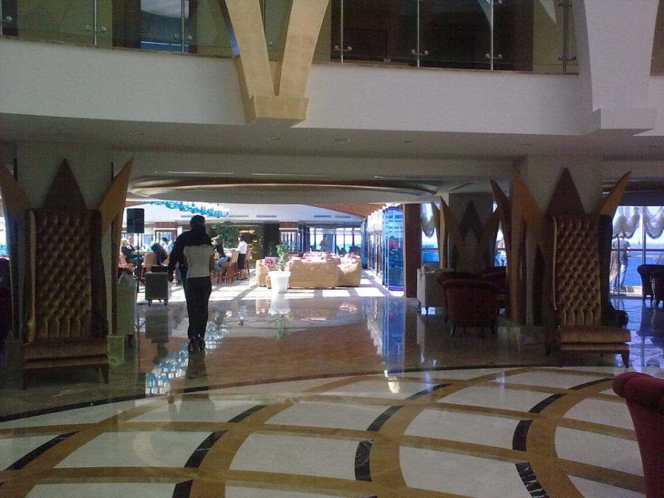 Лобби Granada Luxury Okurcalar