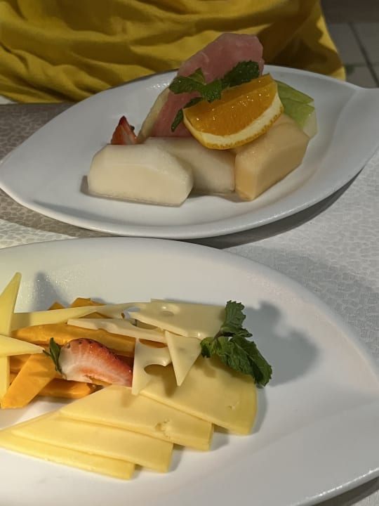 Gastro Miramar Al Aqah Beach Resort