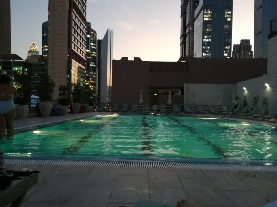 Pool Rose Rayhaan by Rotana