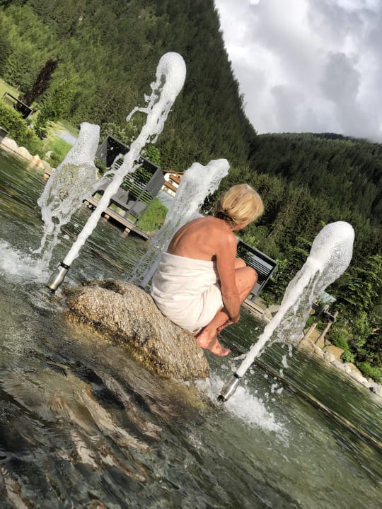 Gartenanlage FONTIS luxury spa lodge