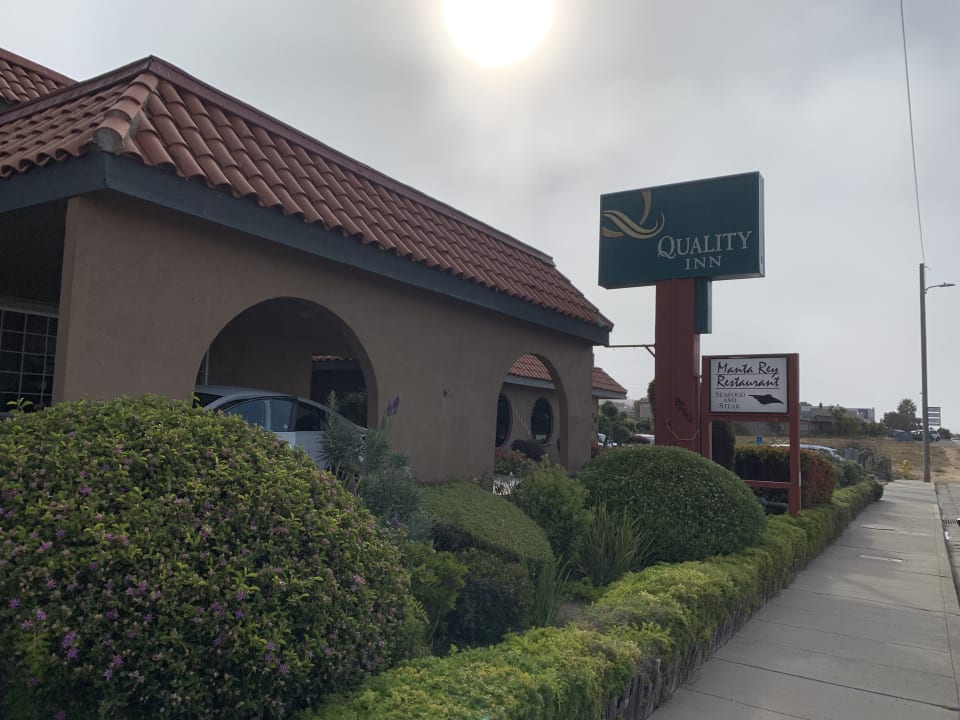Außenansicht Hotel Quality Inn San Simeon