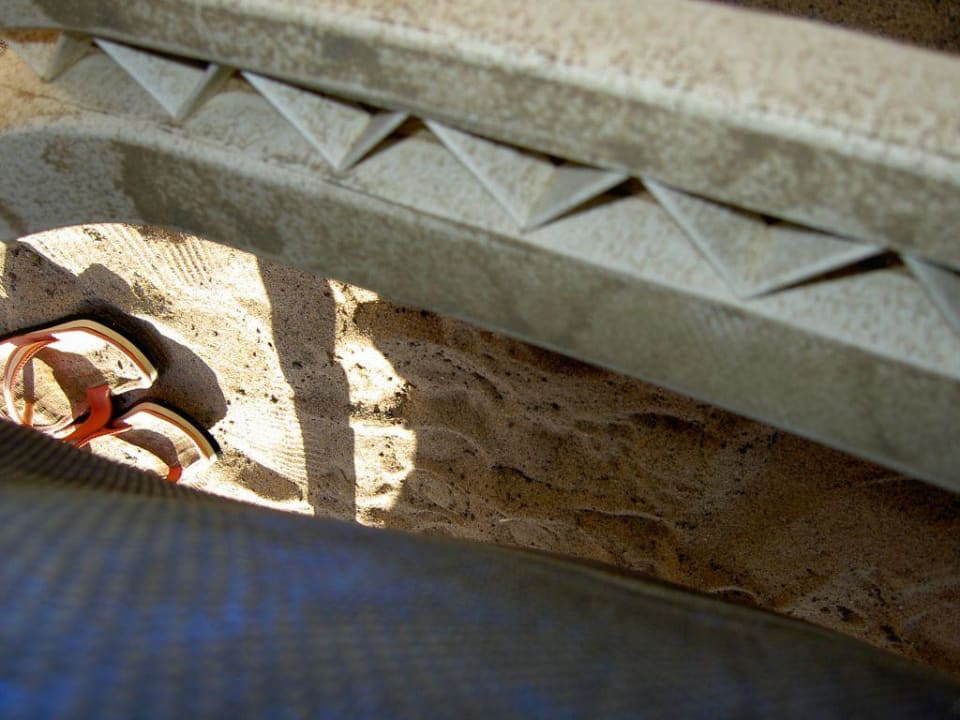 Strandliegen von untern - Hmmmm, sehr lecker SBH Hotel Royal Monica