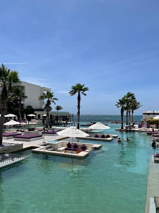 Pool Breathless Riviera Cancun Resort & Spa