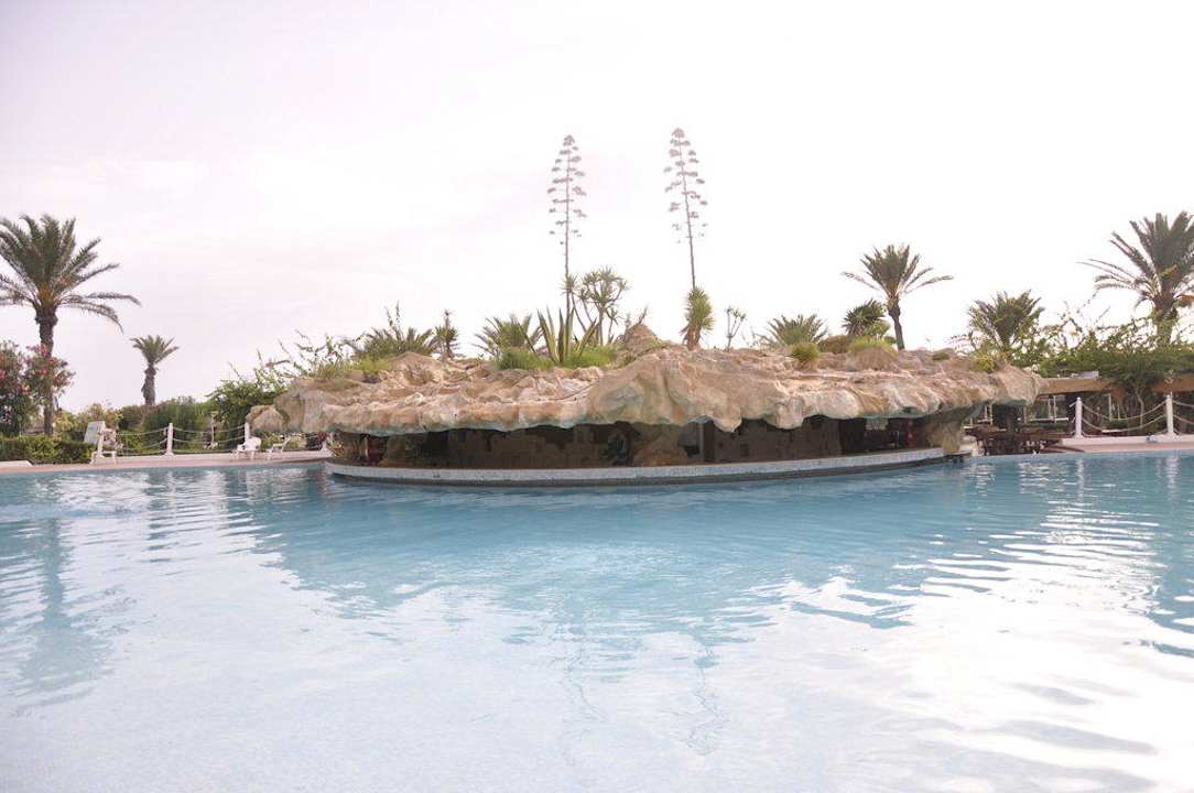 Poolbar morgens Mahdia Beach & Aquapark