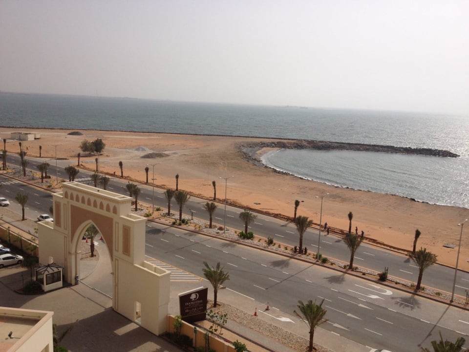 6. Stock Meerblick DoubleTree by Hilton Resort & Spa Marjan Island