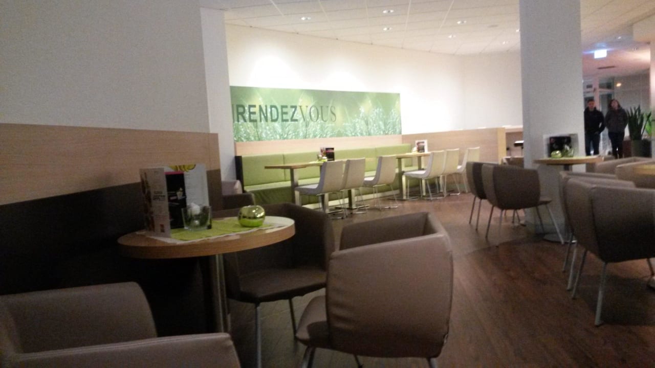 Bar am Abend B&B Hotel Bonn-City