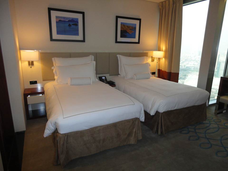 Schlafbereich Zimmer 4607 Hotel Jumeirah Emirates Towers