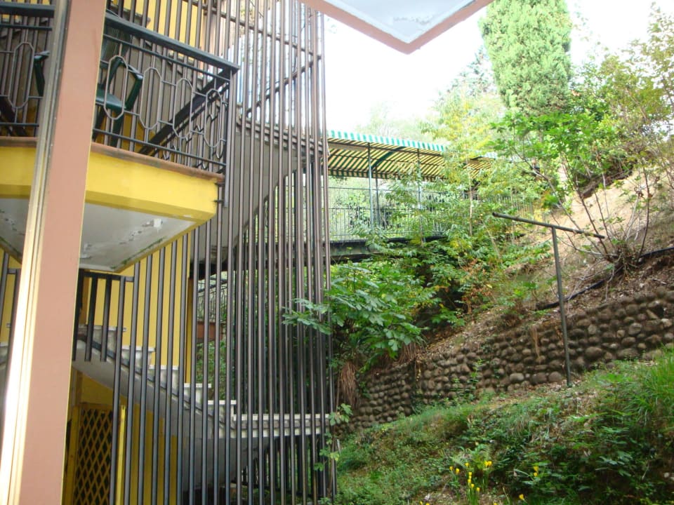 Aussentreppe nach oben  Residenza Panorama