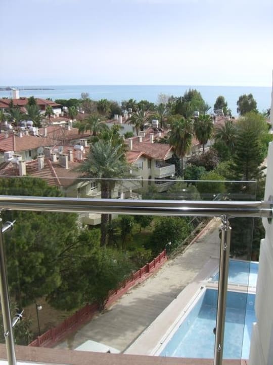 Aussicht zum Strand Hotel Sirma