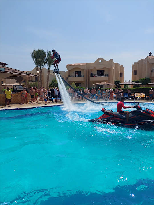 Pool Coral Hills Resorts & SPA