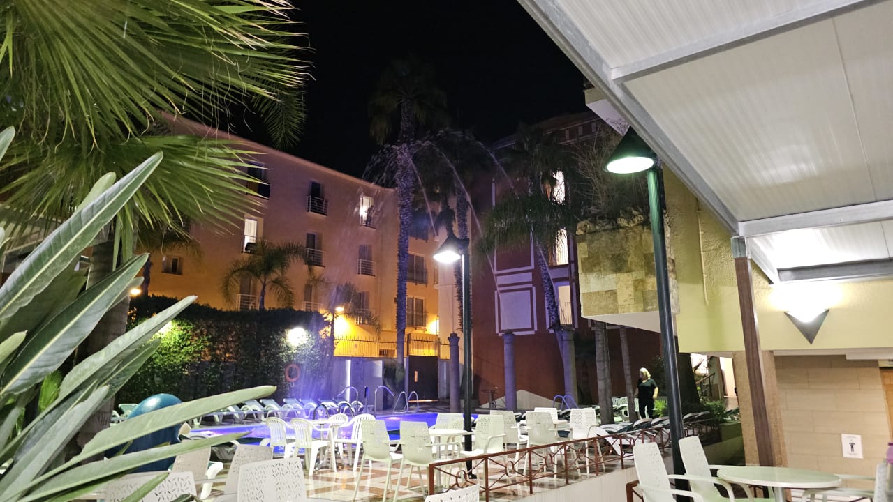 Pool Cleopatra Spa Hotel