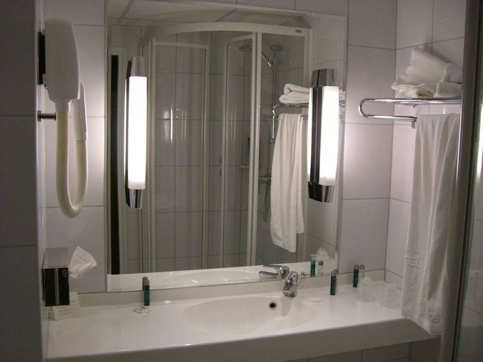 Badezimmeransicht Hotel Novotel Gdansk Centrum