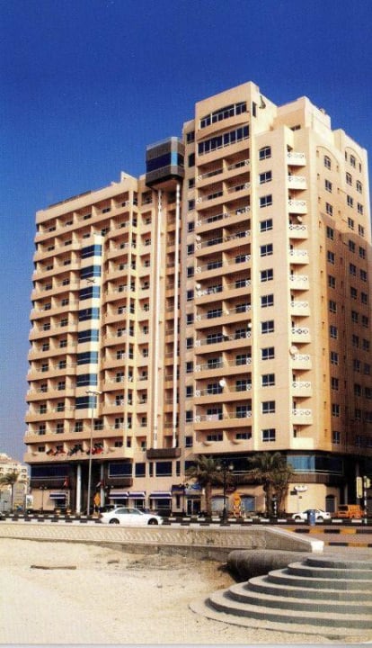 Landmark Suiten Ajman Ramada by Wyndham Beach Hotel Ajman