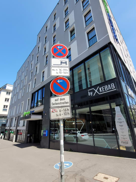 Außenansicht Holiday Inn Express Wuppertal - Hauptbahnhof