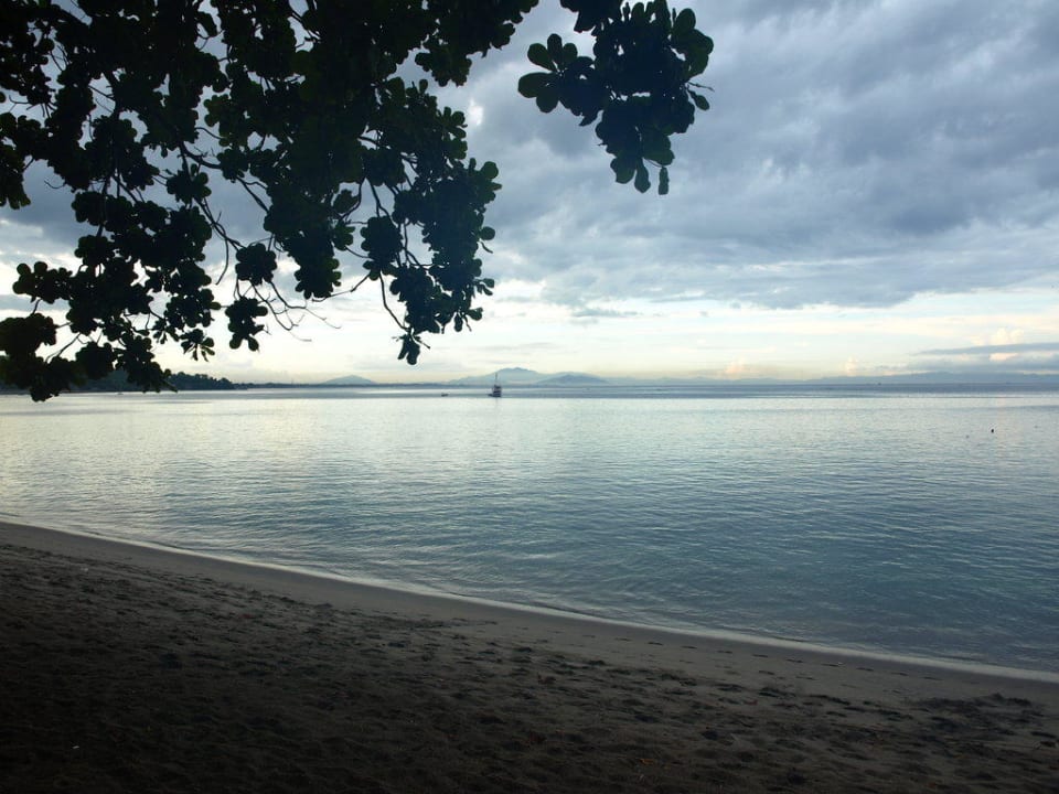 Morgens beim Frühstück Pool Villa Club