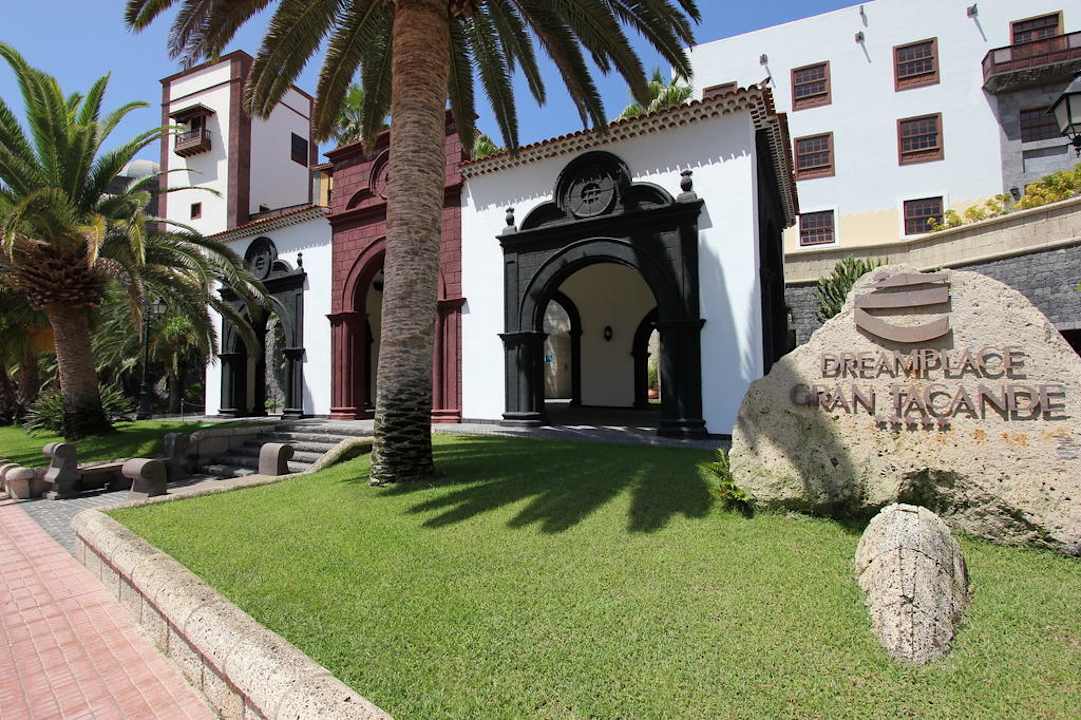 Zufahrt Gran Tacande Wellness & Relax Costa Adeje