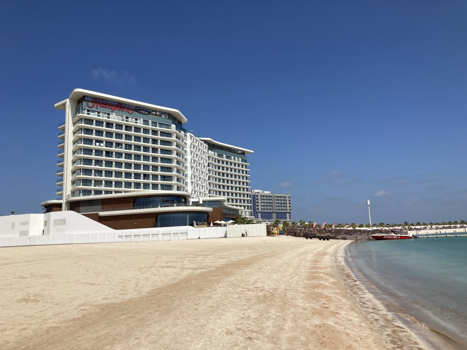 Strand Hampton by Hilton Marjan Island