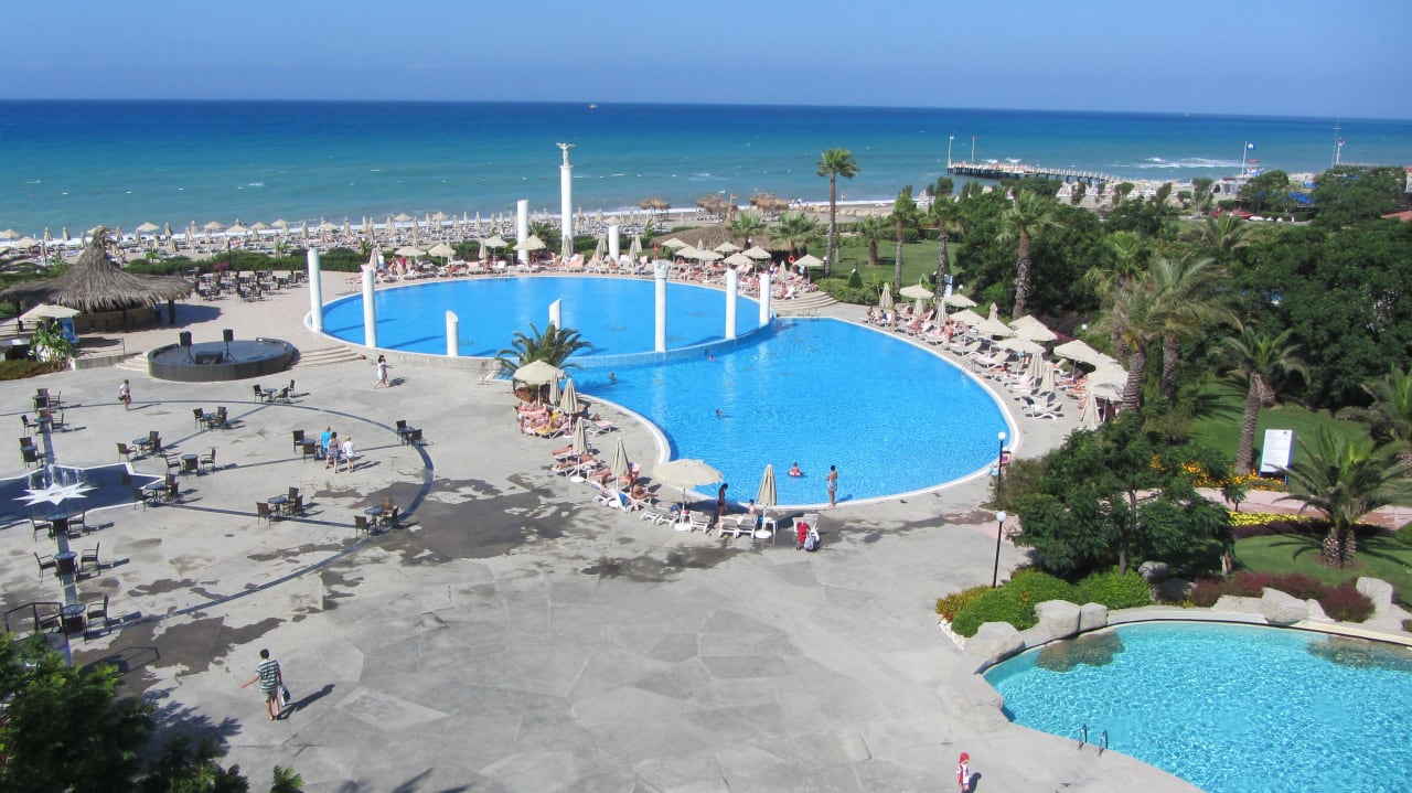 Hauptpool Starlight Resort Hotel