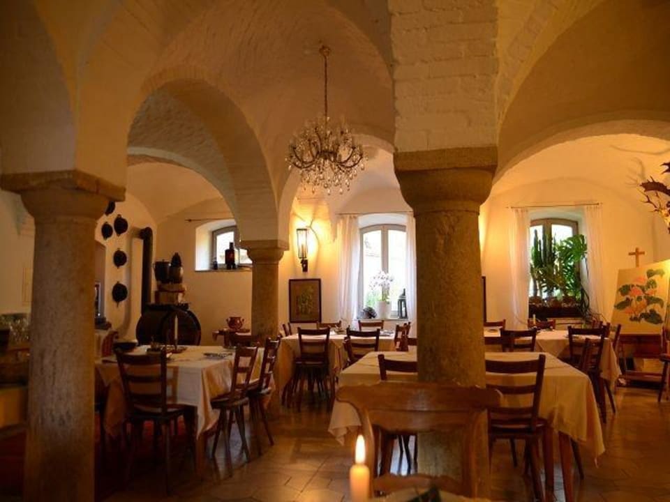 Büffet Hotel Adler / Gasthof Zum verkauften Großvater