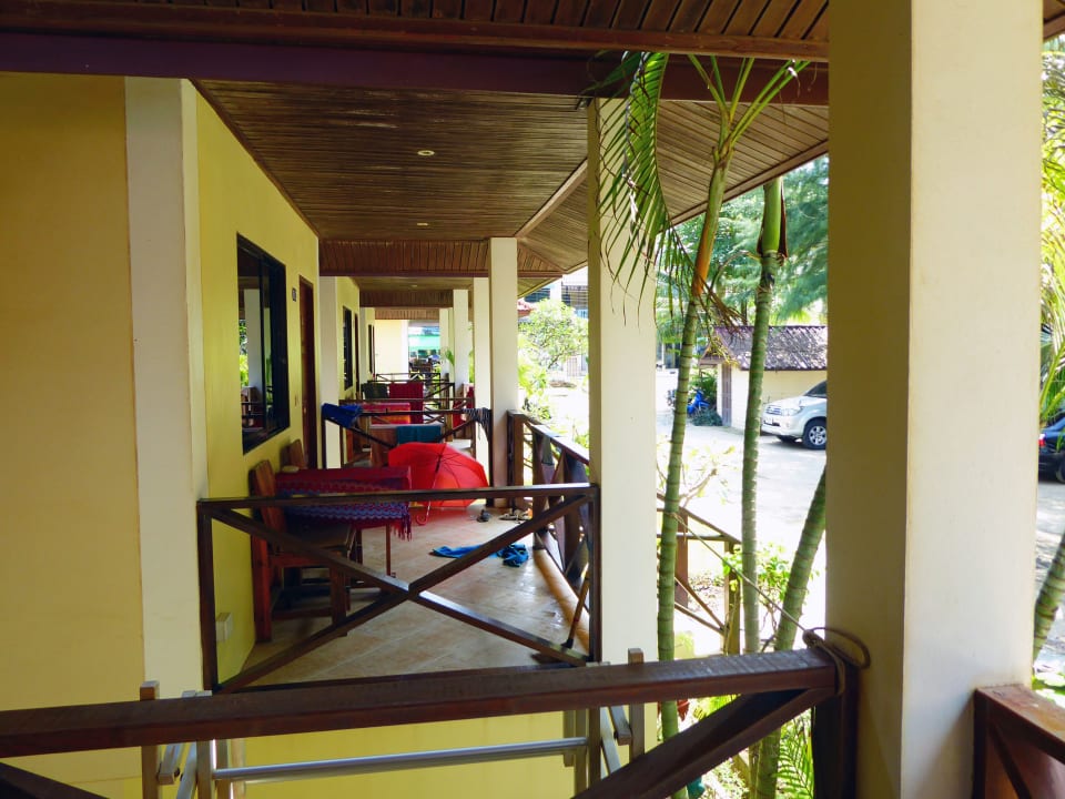 Außenansicht Hotel Coconut Garden